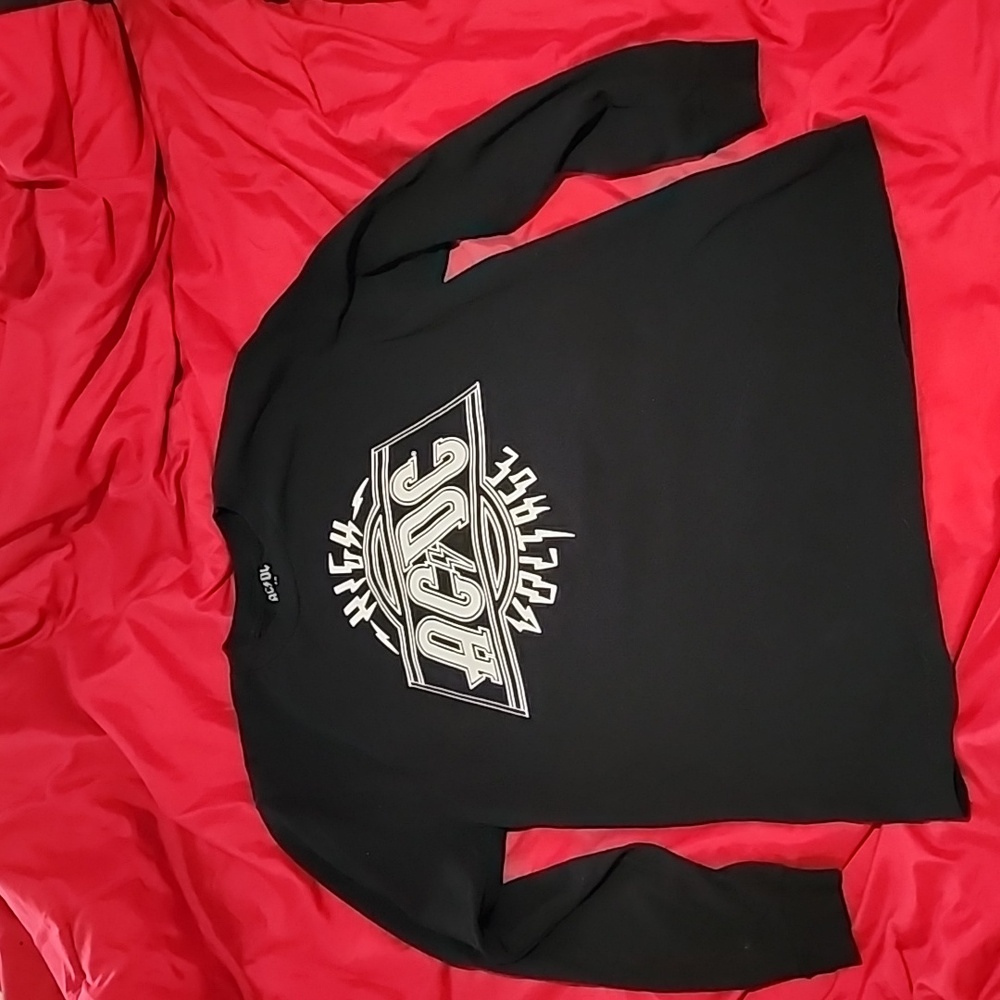 AC/DC long sleeved tee